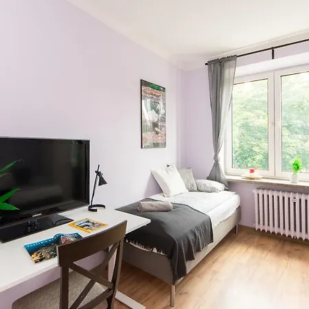 3-bedroom Flat In Center P4you Pl Apartment