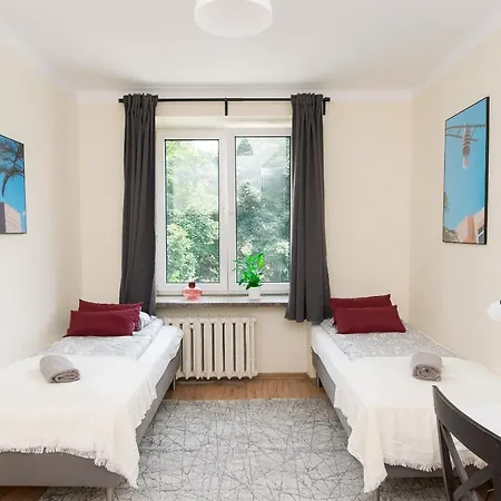 3-bedroom Flat In Center P4you Pl